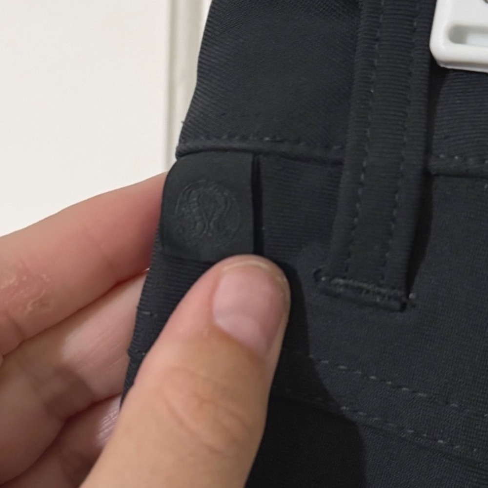 Lululemon ABC Slim-Fit Pant 32 Black Five-Pocket Technical Trouser Mens 30 - Picture 3 of 4